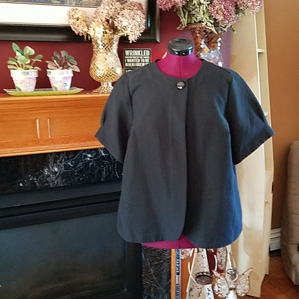 Sag Habor size 18W Short Sleeve Black Jacket